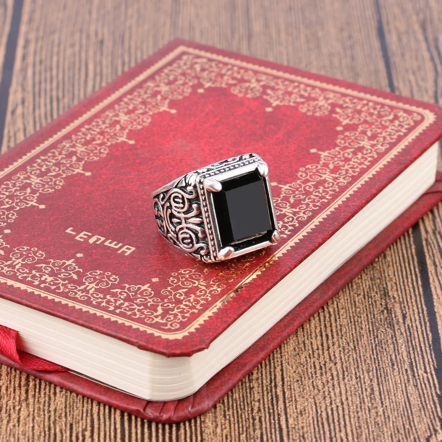 Ethnic Tibetan Silver Jewelry Vintage Textured Signet Ring Punk Rock Square Black Stone Ring For Men Accessories Gift