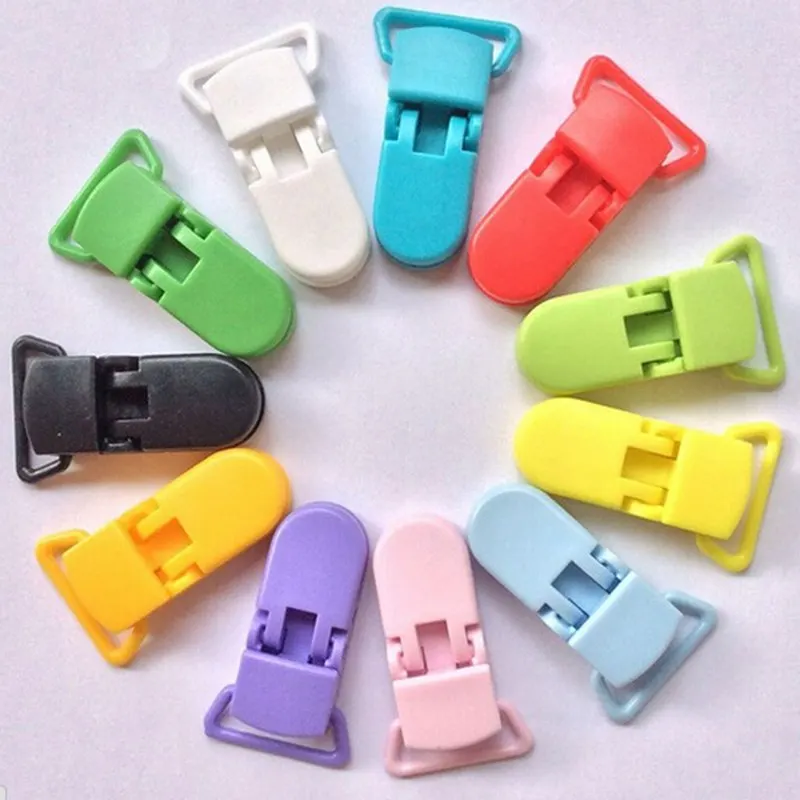 

150pcs 20mm D Shape SUTOYUEN Plastic Pacifier Clip / Plastic Dummy Clip / Suspender Clip / Soother Clip Mix 15 Colors