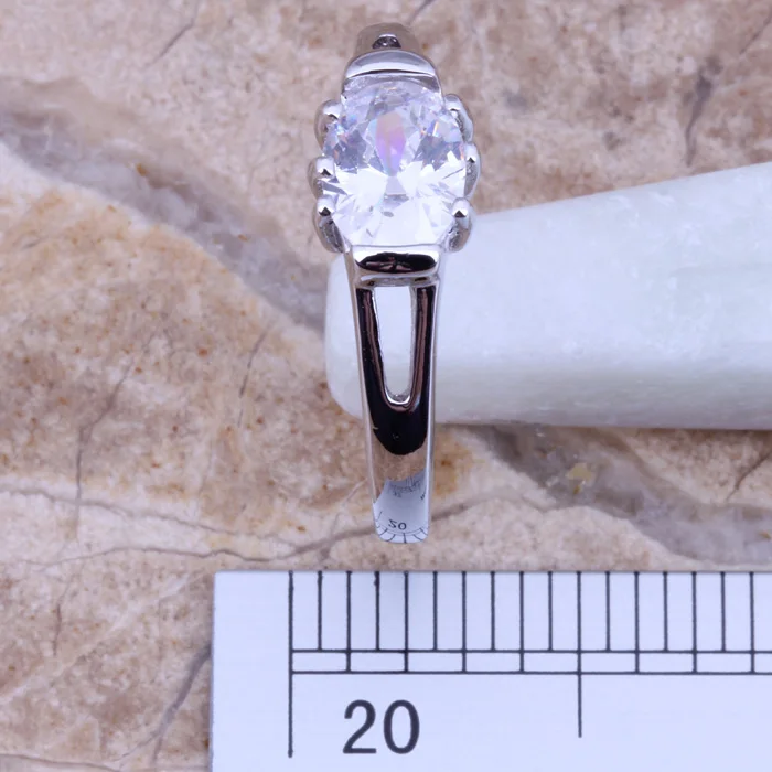 Superb White CZ Silver Plated Ring Size 6 / 7 / 8 / 9 D615