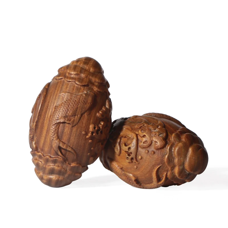 Rosewood Pisces catching a wave hand pieces with oval ball handball carving hand twist Niannian Youyu gifts