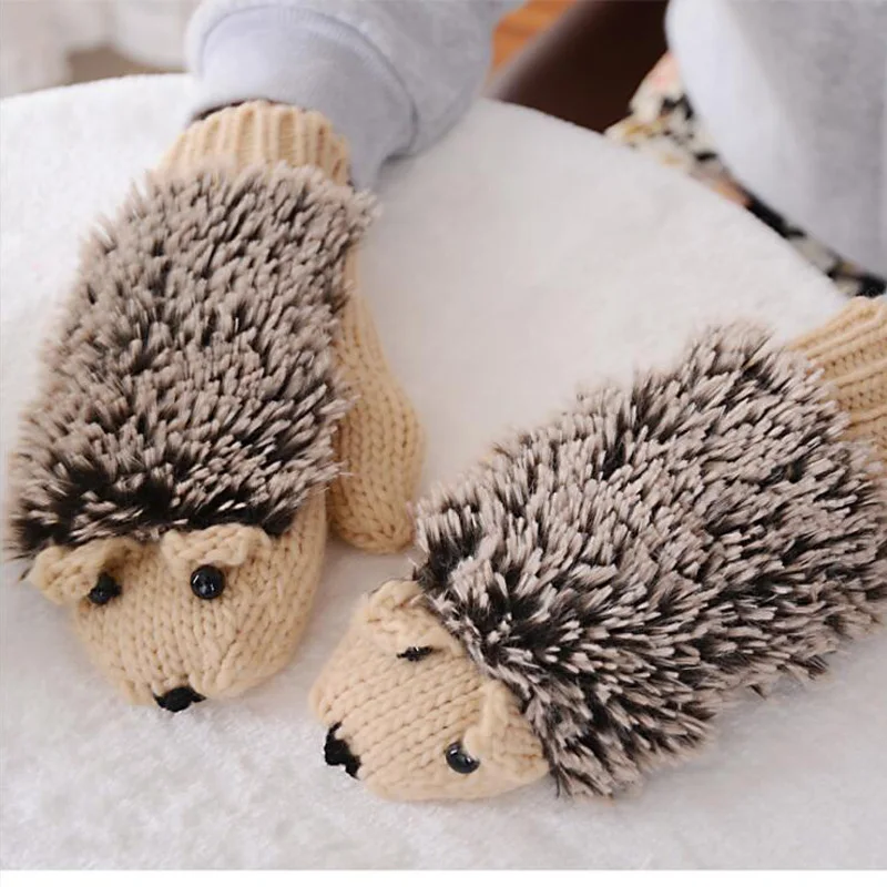 Novelty Lovely Cartoon Winter Gloves For Women Knit Warm Gloves Hedgehog Heated Villus Wrist Mittens G24