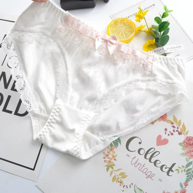 Embroidery Lace Princess Underwear Cute Lovely Sweety Style Cotton Middle Waist Women Panties Bow Exquisite Knickers Soft Breifs