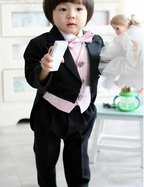 

Kid Complete Designer Boy Wedding Suit/Boys' Attire Custom-made (Jacket+Pants+Tie+Vest) F61