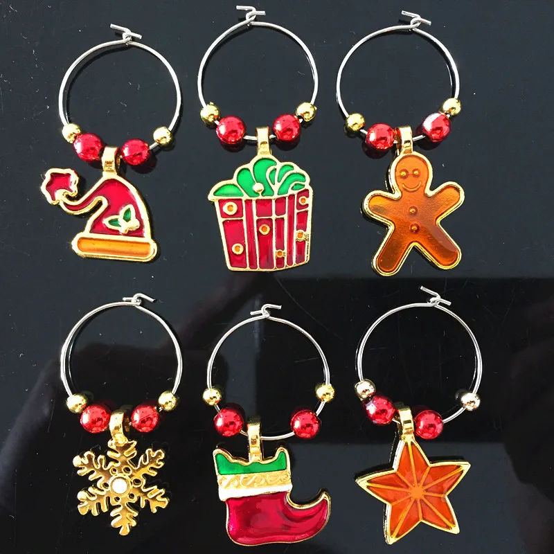 6pcs New Fashion Christmas Design Wine Glass Charms Rings Marker Christmas Party Bar Table Decorations Gift (Random Design)