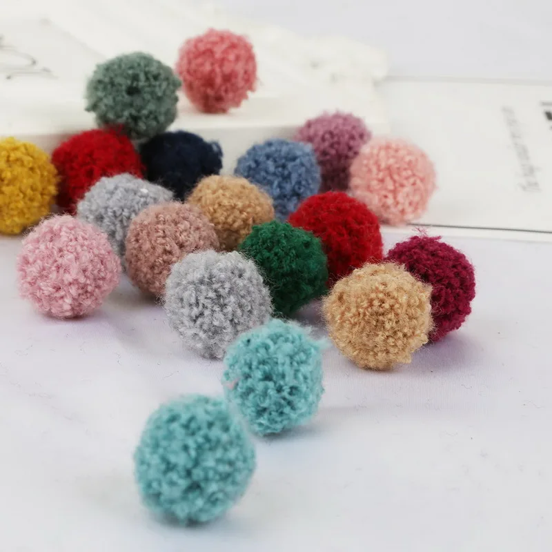 

10pcs/lot Pompom 15/20mm Soft Pompones Fluffy Plush Crafts DIY Furball Home Decor Sewing Supplies For Christmas Tree Decoration