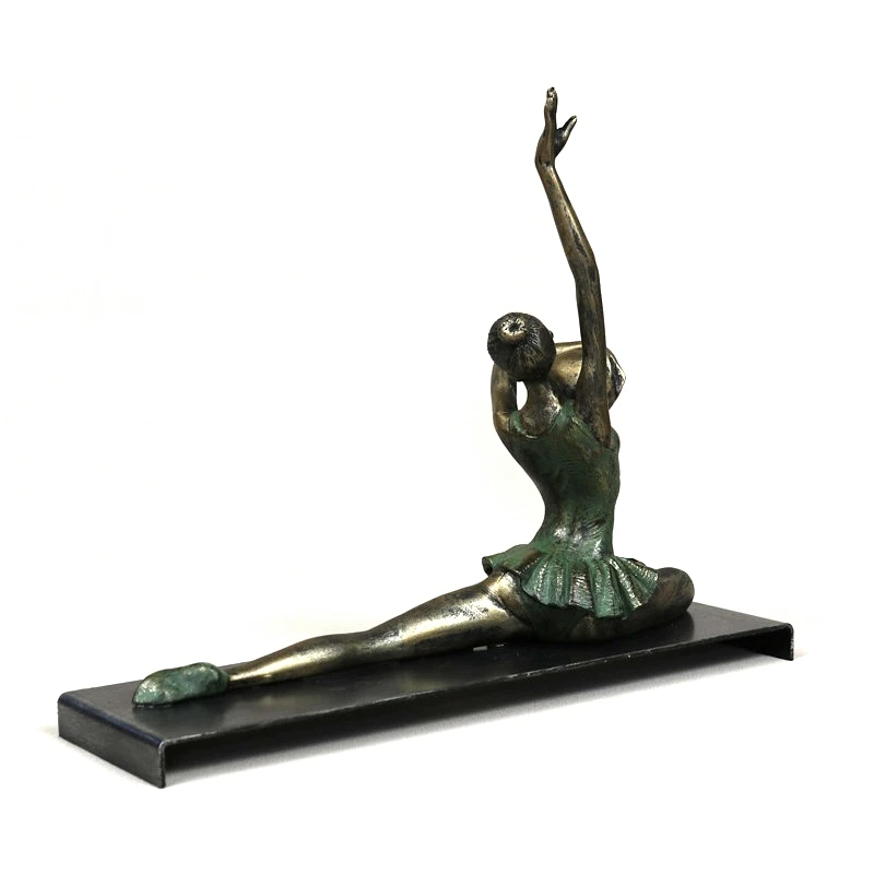 Vintage Resin Calisthenics Sculpture Iron Girl Gymnastics Statue Prize Souvenir Birthday Gift Craft Ornament Decor Accessories