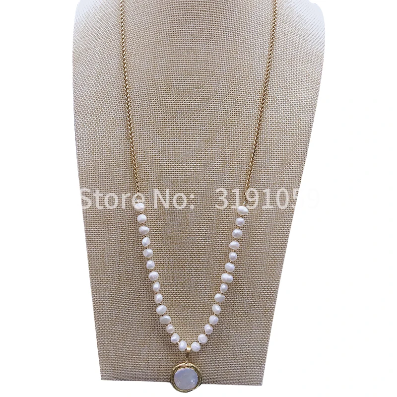 

2018 new European and American simple individual fashion exquisite sweater chain pearl round jewelry pendant female