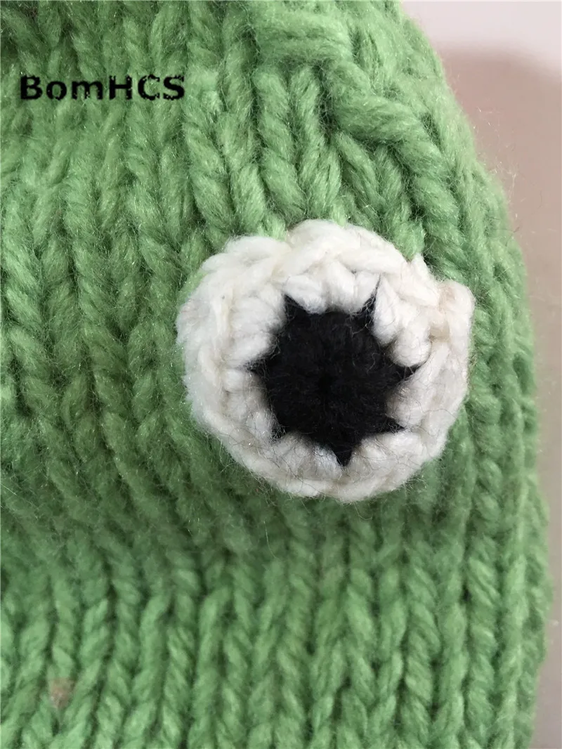 BomHCS Cute Green Frog Gloves 100% Handmade Knitted Winter Thick Mittens Halloween Christmas Gift