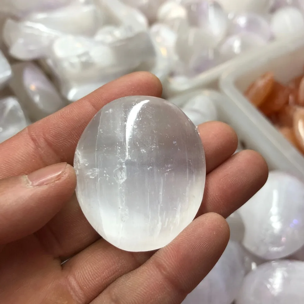 

1pcs NATURAL Gypsum Selenite Satin Spar Crystal Egg