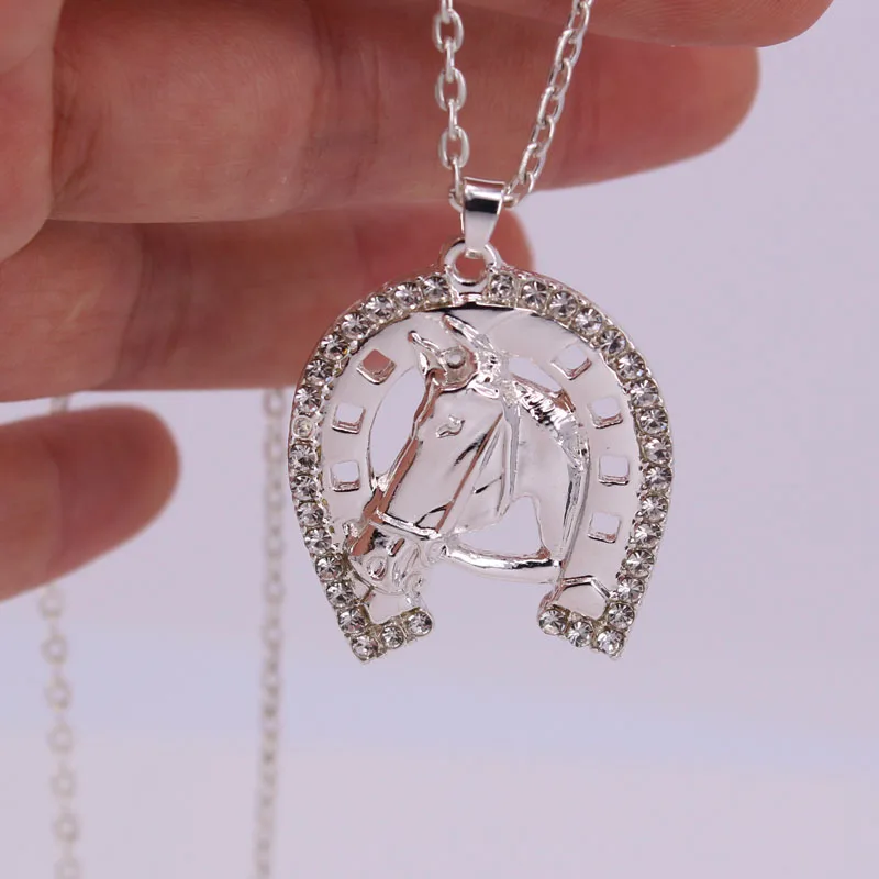 hzew hot sale Horseshoe crystal and horse head pendant necklace hot sale horse necklaces