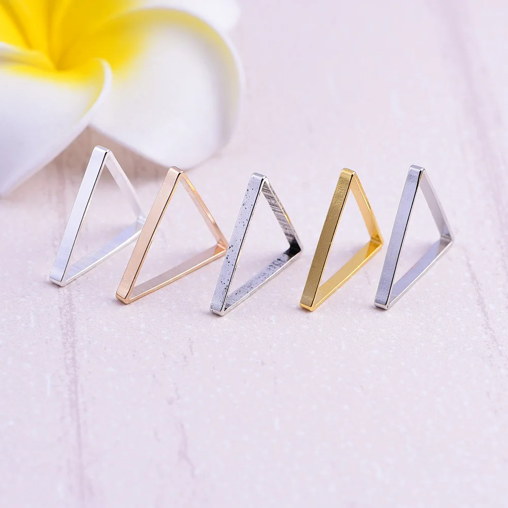 50pcs/lot 15mm Gold silver color Closed triangle hollow Charms Connector Simple handmade craft tag pendants jewelry DIY material