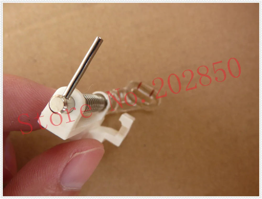 Free Motion Darning/ Quilting/ Embroiderying Presser Foot,With Spring&Plastic Parts,For Domestic Multi-Function Sewing Machine!