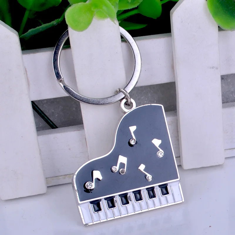 Hot Men Popular Piano key chain New metal Keychain with Crystal  Business gift car key ring party gift Jewelry K2020