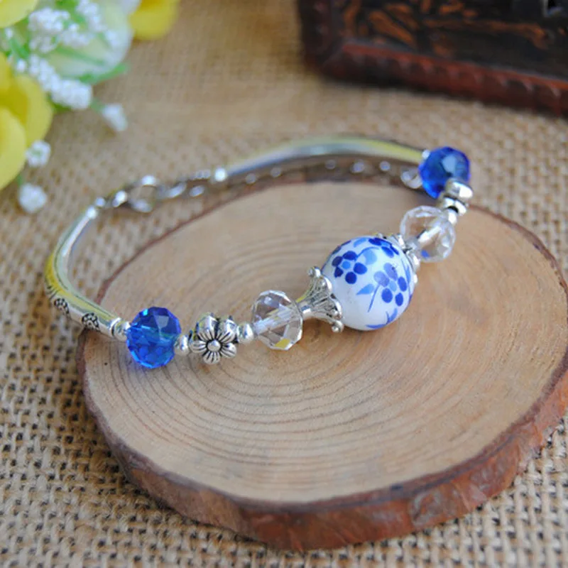 Cute New Girl Blue and White Porcelain Flower Bead Bracelet Women Lucky Vintage Chinese Style Flower Bracelet Jewelry Party Gift