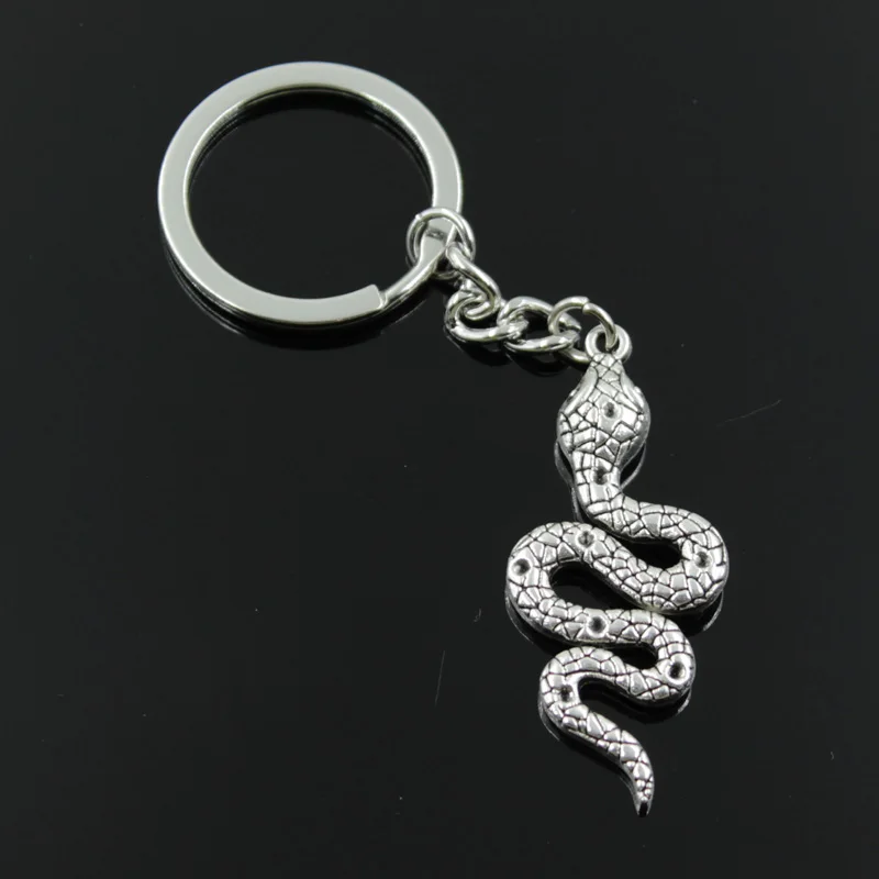 New Fashion Men 30mm Keychain DIY Metal Holder Chain Vintage Snake Cobra 51x21mm Silver Color Pendant Gift