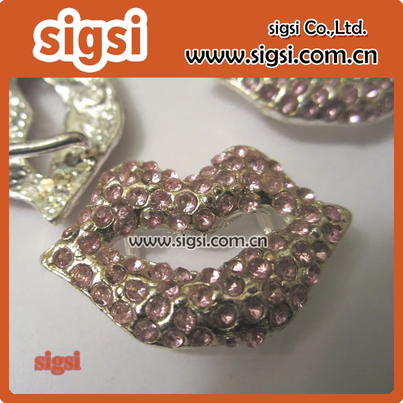 Pink rhinestone kiss lips shape buckle for sweet wedding decorations