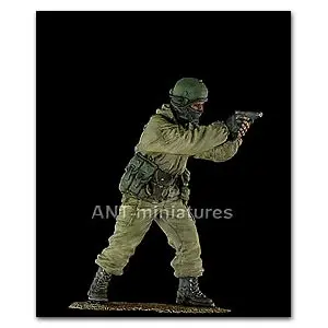 1:35 Resin kit    Modern Russian 6