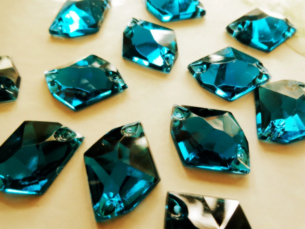 Green-blue Sew on  Rhinestone 21*16mm Acryl crystal  cosmic shape flatback strass Diamond Gem stone 100pcs/lot free shipping