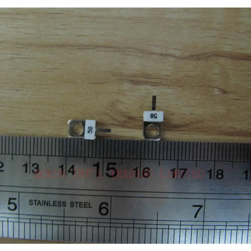 10-50TVC  Flanged Termination 10 Watts  50 ohms  10-50TV 10-50TVR 50-10 RESISTOR TERMINATION RESISTIVE DC-4.0 GHz 10W 50R