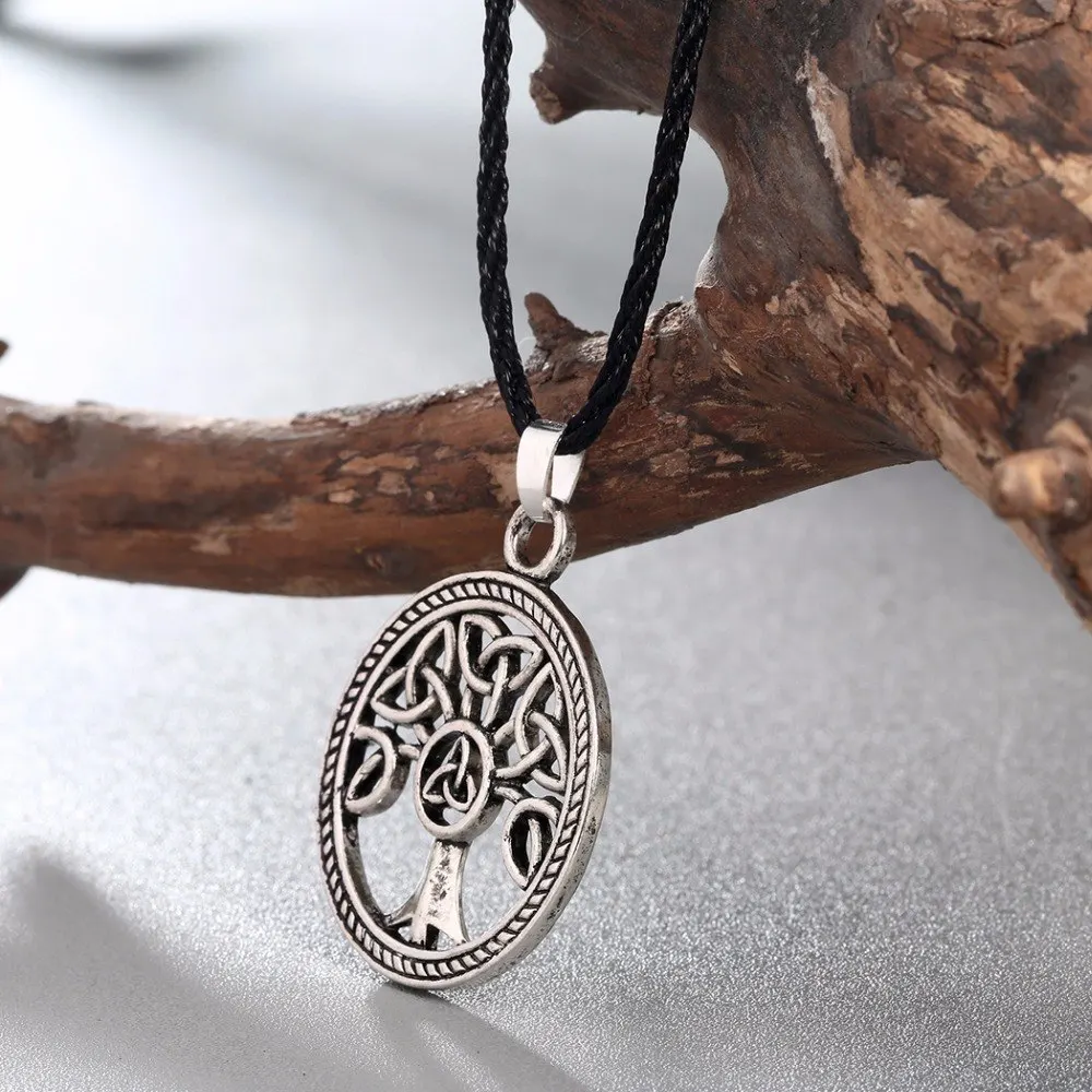 Cxwind Fashion Knot Necklaces Family Tree of Life Round Charm Knot Pendant Necklace Jewelry for Women Men Gift Retro Accessories