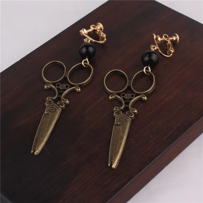 New Arrival Vintage Fashion Big Scissors Shape Clip on Earrings for Women Party Luxury Simulated Pearl Needn\'t Ear Hole Earrings
