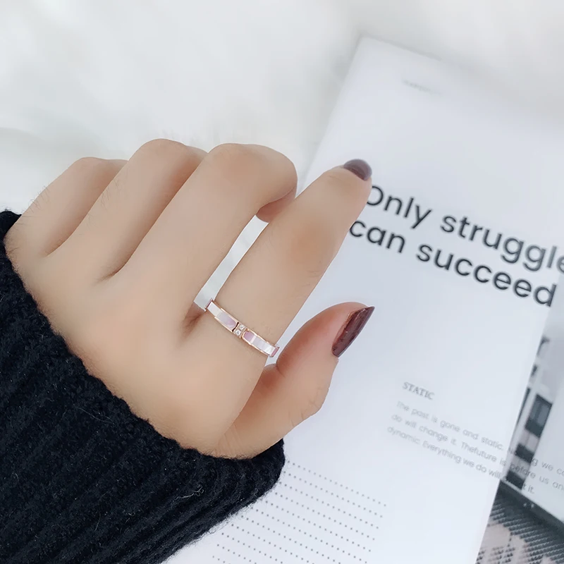 YUN RUO 2019 Fashion Pink Shell Zirconia Ring Couple Rose Gold Color Woman Birthday Gift Party Titanium Steel Jewelry Never Fade