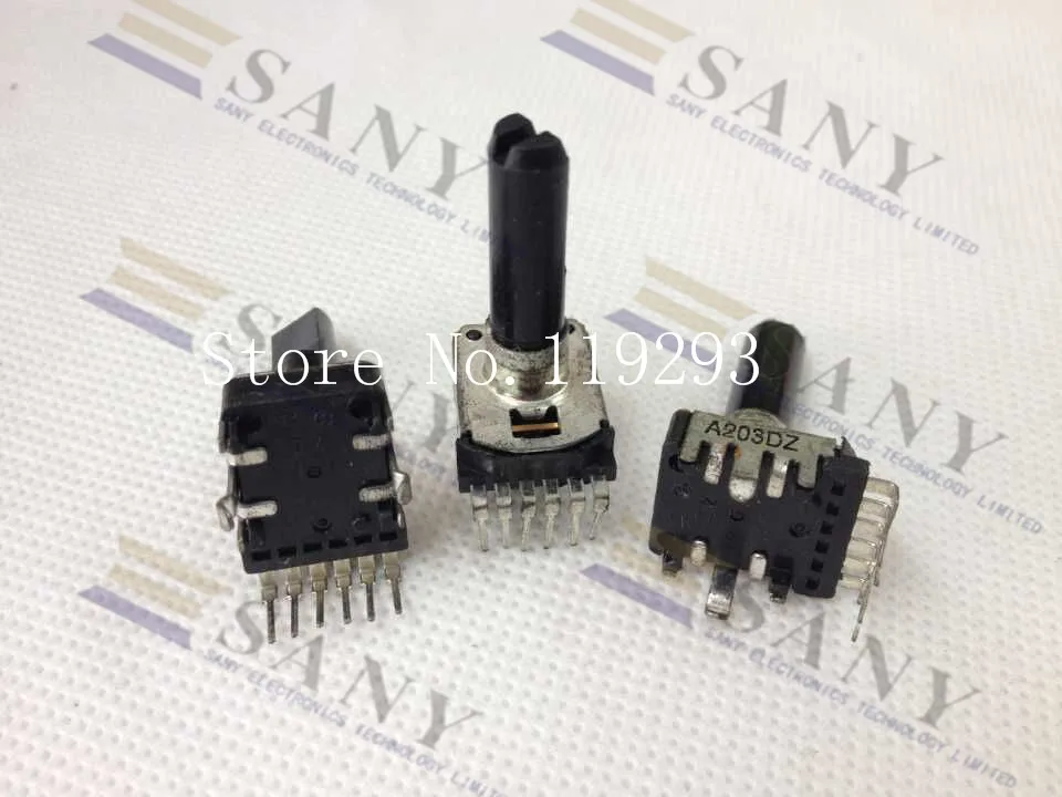 

[LAN] [LAN] Japanese original Empire NOBLE RK12-A203D A20K 20MM handle 6 feet Potentiometer--10PCS/LOT [BELLA]