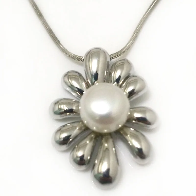 18 inches 20x30mm Leaf Style 11-12mm Natural Lavender Button Pearl 925 Sterling Silver Pendent Necklace