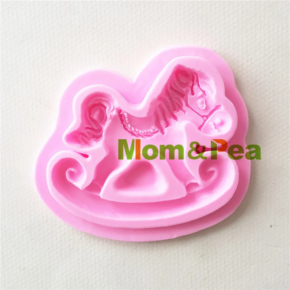Mom&Pea 1370 Free Shipping Wooden Horse Silicone Mold Cake Decoration Fondant Cake 3D Mold Soap Mold Food Grade