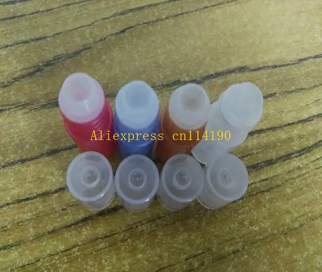 100 cái/lốc Miễn Phí Vận Chuyển Bán Buôn 3 ML Nhựa Cuốn Bóng Xách Tay essential oil chai Nước Hoa Rỗng Chai 5 màu sắc