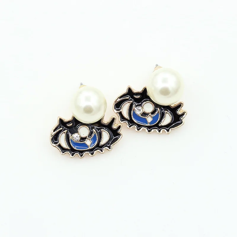 New Hot Sexy Red Lip Charming Black & Blue Eyes Pendant Big Simulated Pearl Ball Golden Stud Earrings for Women Fashion Jewelry