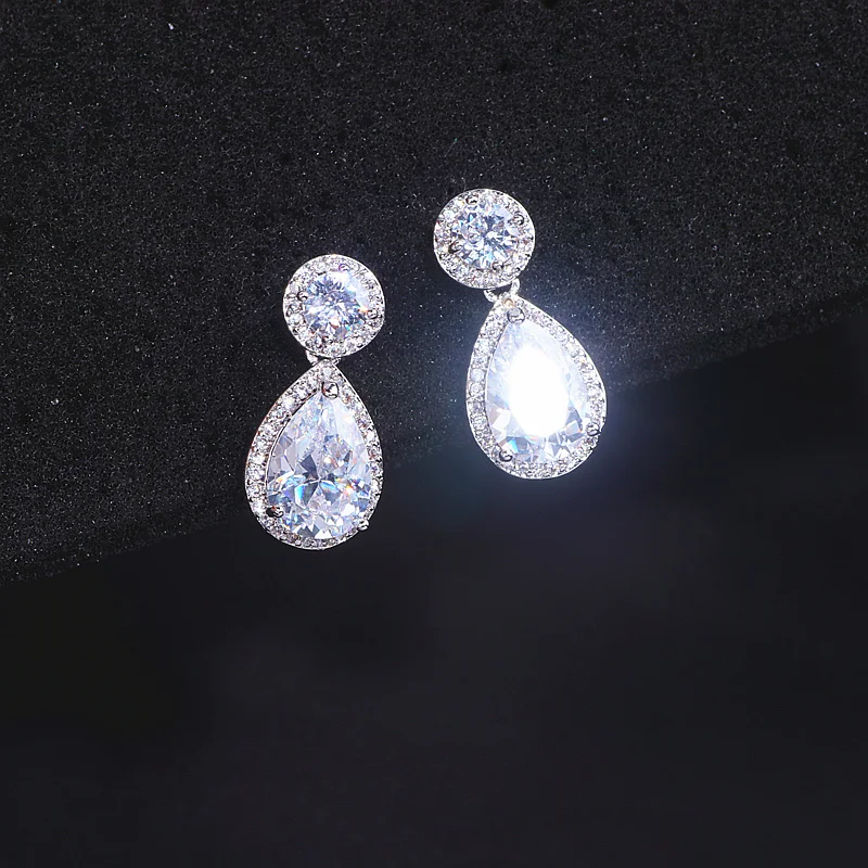 Classic Sliver Color Water Drop Shaped Cubic Zirconia Crystal Earrings For Women Romantic Wedding Jewelry For Brides Bridesmaid