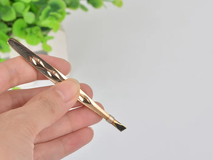Makeup Tweezers Beauty Tool Eyebrow Tweezer Slant Tip For False Eyelashes Hair Remover Clip Facial Face Nose Make Up Forcep Sale