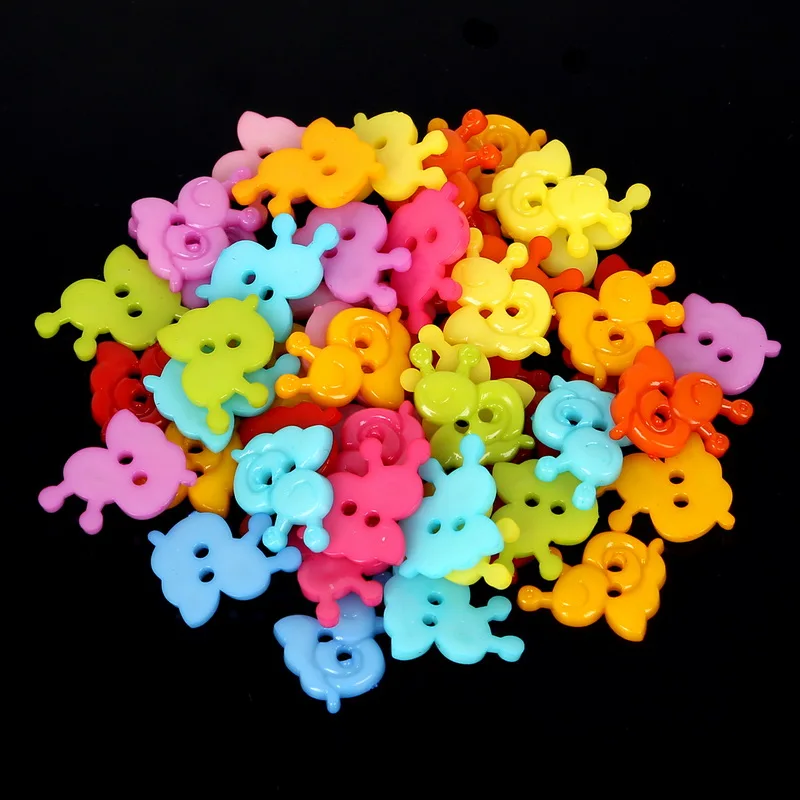 Cute Animal Snails 2 Holes 50 pcs Heart Shape Colorful Button 13 x 15 mm Plastic Buttons For Sewing Garment Supplies Accessory