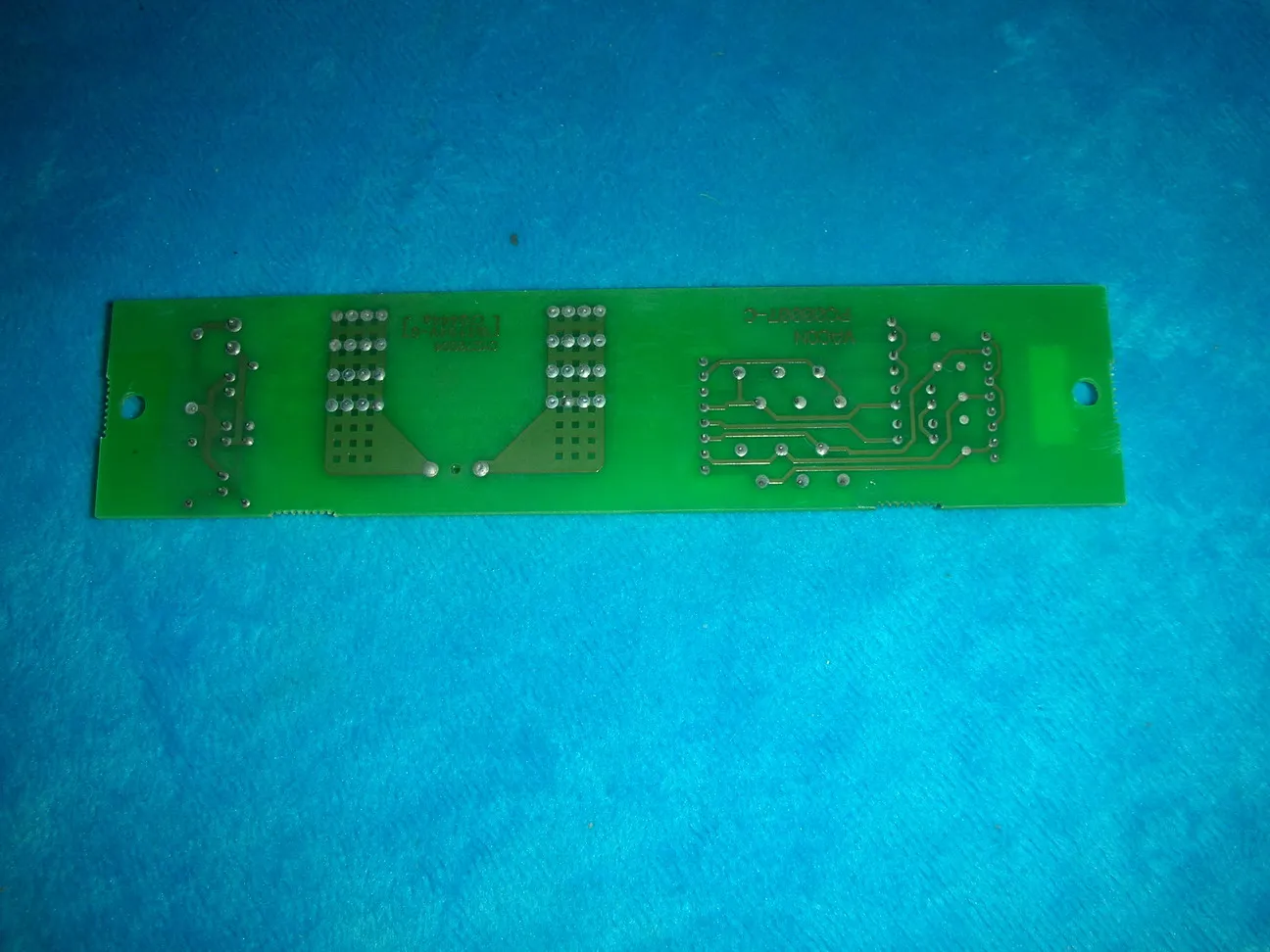 1PC ★ PC00007-C VACON