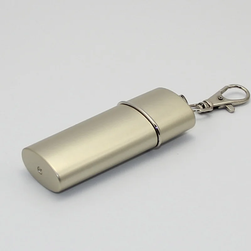 New Fashion Mini Ashtray Outdoor Portable Key Chain Ashtray Slip Seal Environmental Cigarette Lighter Accessories Smoker Gift