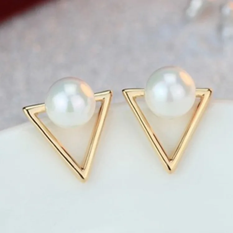 2020 Girl Simple Studs Earings Fashion Jewelry Triangle Pearl Earrings Brincos For Women Gold Perle Boucles D'oreilles Femmes