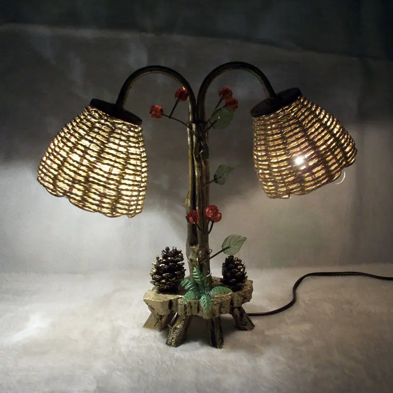 Antique leaf lamp Creative wood romance personality Home decoration Handicraft ornaments light