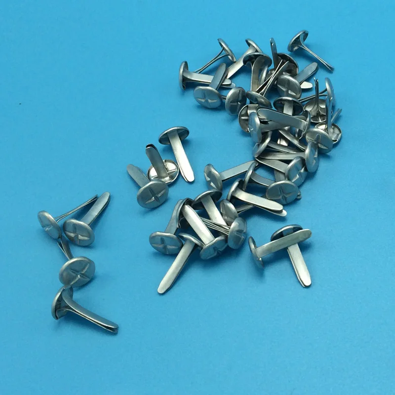 FISHWAVES 100pcs 크로스 브래드 + - 기호 브래드 Diy 꾸밈 장식 스크랩북 수제 사진 앨범 프레임 장식