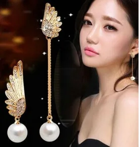 Xxzhj 2018 New Fashion Lady Angel Wings Crystal Artificial Pearl Pendant Asymmetrical Earrings Earrings Cheap Marketing Gift