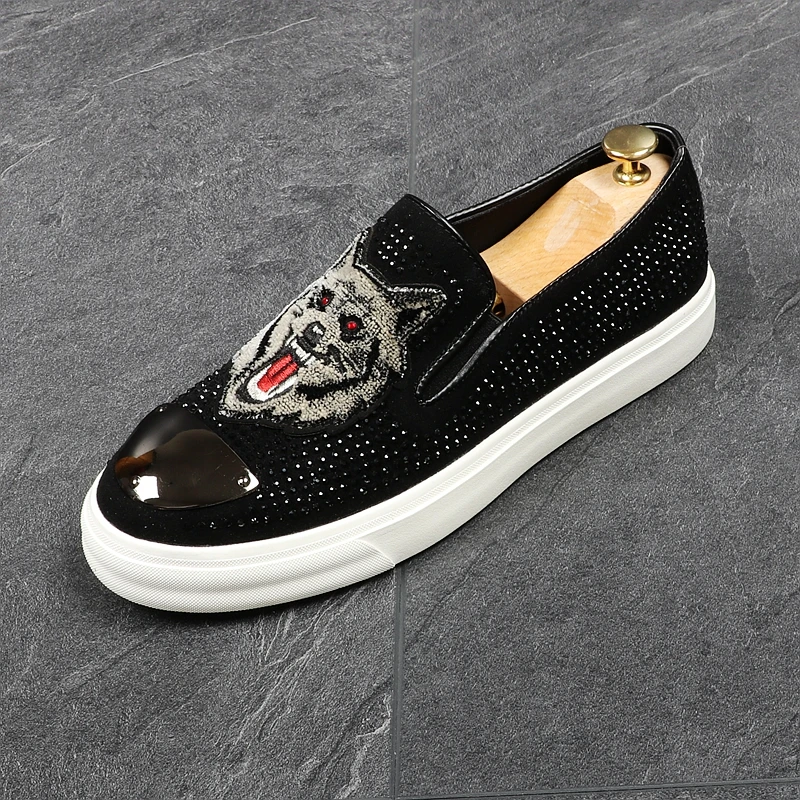 CuddlyIIPanda Men Fashion Embroidery Wolf Rivets Loafers Men Casual Printed Moccasins Shoes Man Party Driving Flats Sneakers