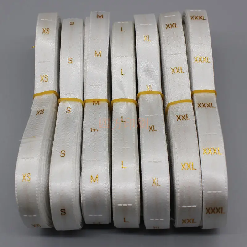 Free shipping 500 pcs/lot STOCK White satin label with Golden text garment clothing embroidered size/tags/number tags label