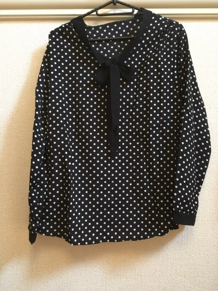 Women Polka Dot Tops Casual V Neck Blouse Summer Spring Tie Neck Bow Chiffon Blouses Shirt Black Ladies Plus Size Loose Clothing