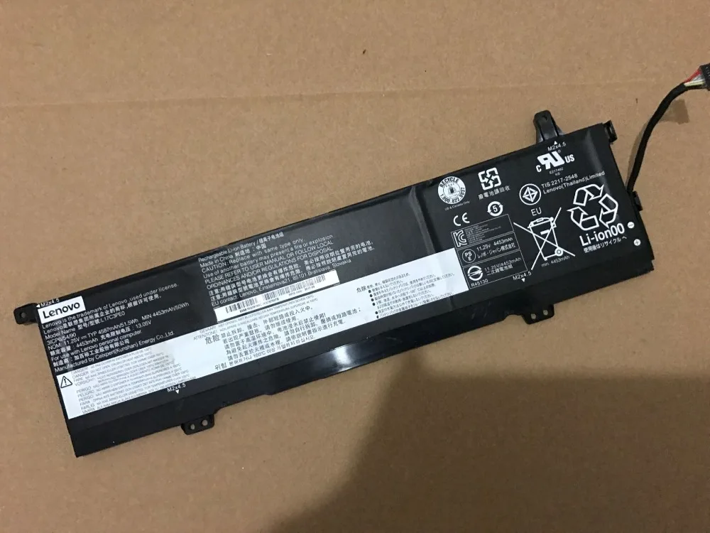 New genuine Battery for Lenovo Yoga 730-15IKB   L17C3PE0 L17L3PE0 11.25V 51.5WH