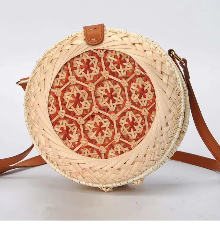 Borsa di vimini fatta a mano dell\'isola di Bali borsa di paglia rotonda in Rattan da donna borsa di paglia con fibbia quadrata borsa a tracolla