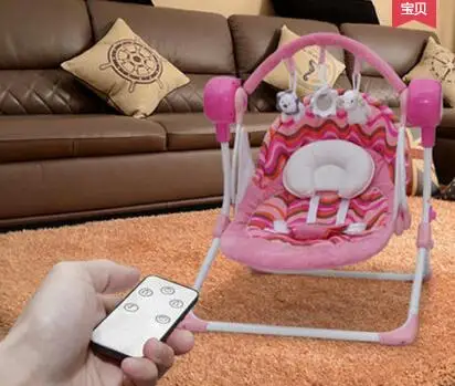 Chaise longue à bascule pour bébé. Fauteuil à bascule. Roche électrique lit