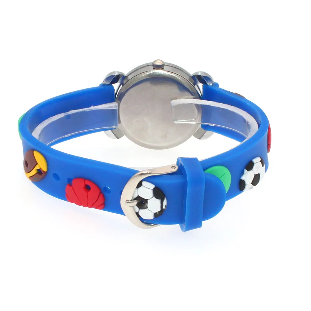 Neue 3D Cartoon Bälle Muster 3D Gummi Riemen Kinder Uhr Mode Kinder Quarz Armbanduhr für Jungen Studenten 2018 Cartoon Sport