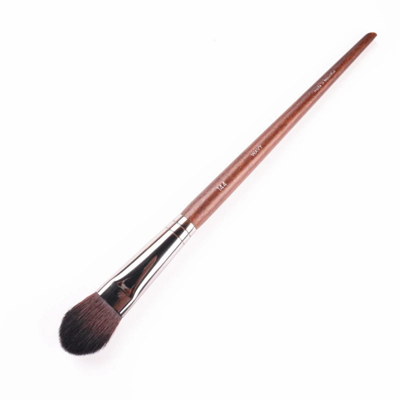 Professional Wood Handle No.144 Small Precision Makeup Powder Blush Brush T Area Highlighter Brush