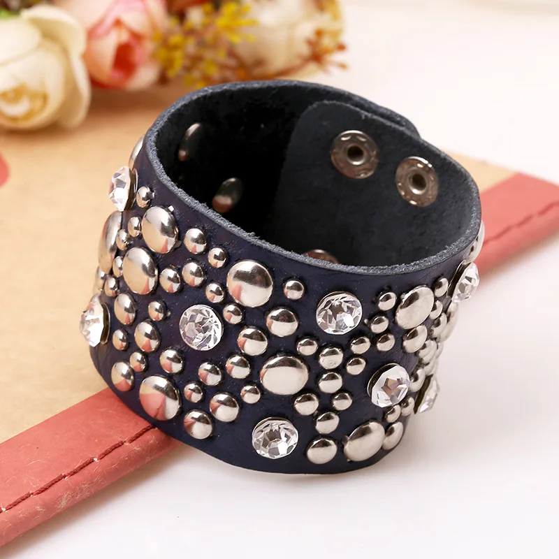 Genuine Leather Bracelets Brand Fashion Rhinestone Punk Wide Rivet Cuff Bracelets & Bangle for Women Men Jewelry Accessory Gifts