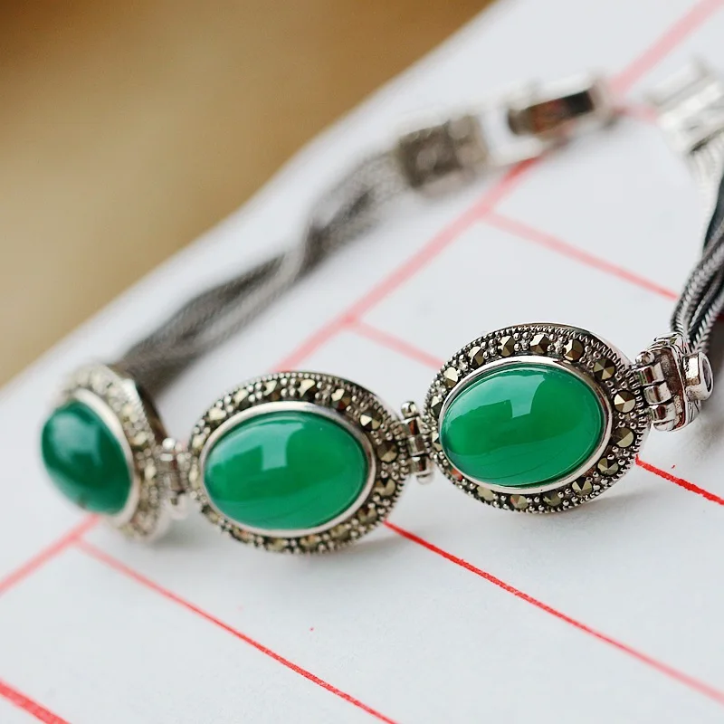 

Vintage Thai Silver Wholesale Genuine S925 Sterling Silver Bracelet Handmade Natural Chalcedony Silver Retro Women Bracelet